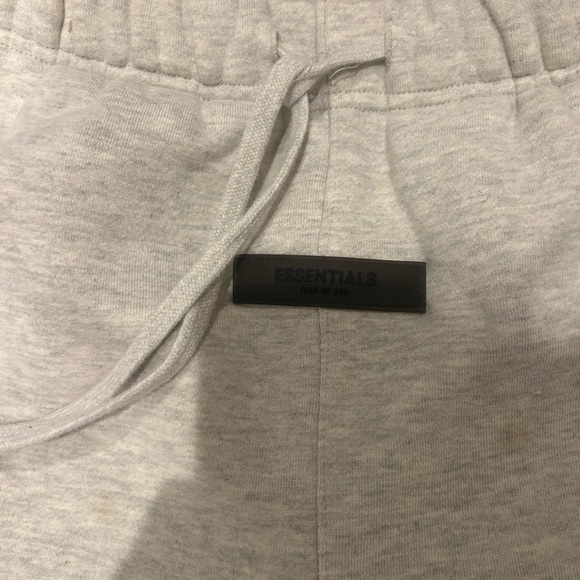 Essential FEAR OF GOD Sweatpants - Picture 2 of 4
